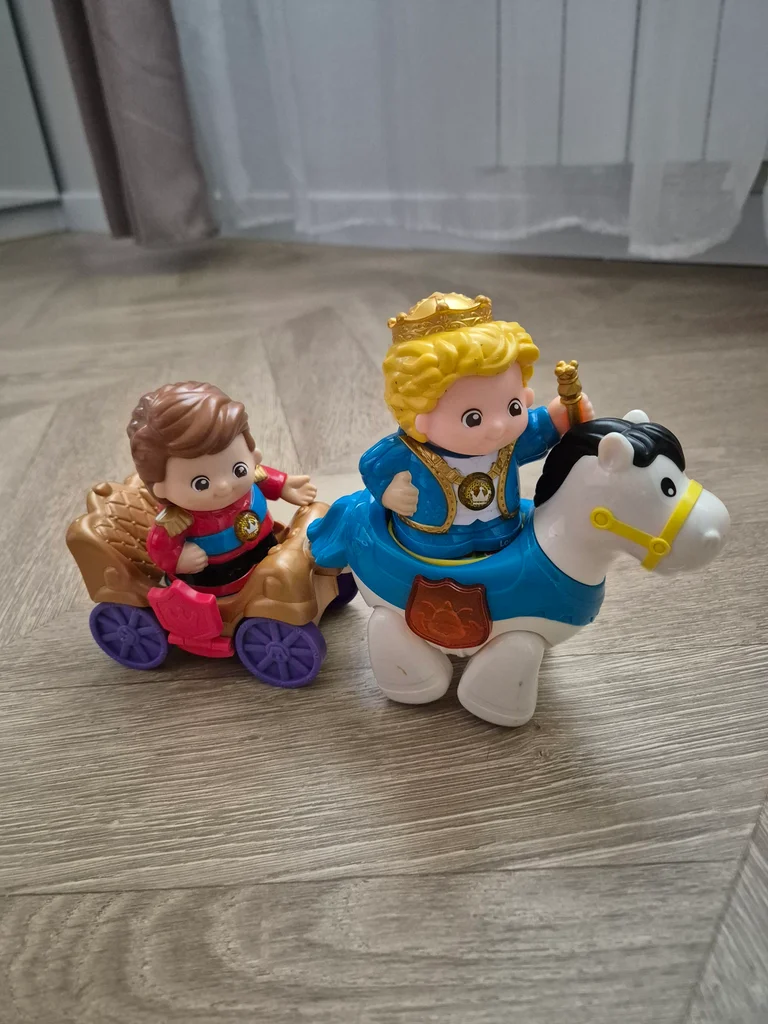 Chevalier prince sur son cheval Vtech